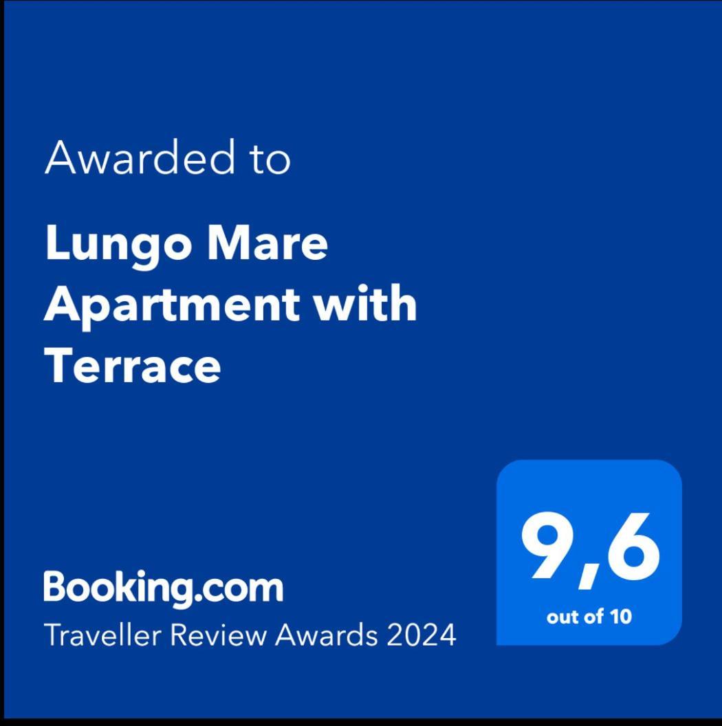 Lungo Mare Apartment With Terrace Pula Extérieur photo